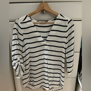 Stradivarius white/navy blue stripes blouse. S size